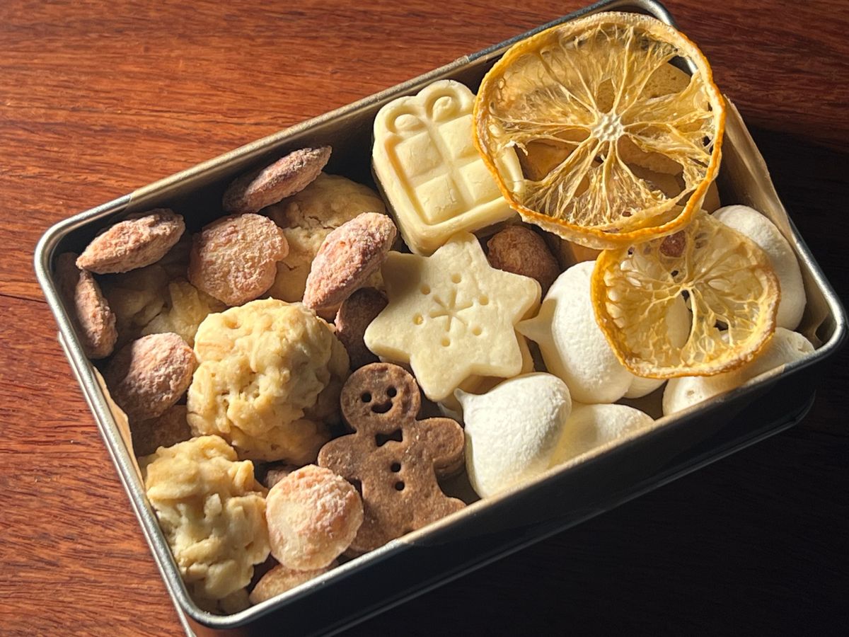 はらぺこ菓子店天秤堂