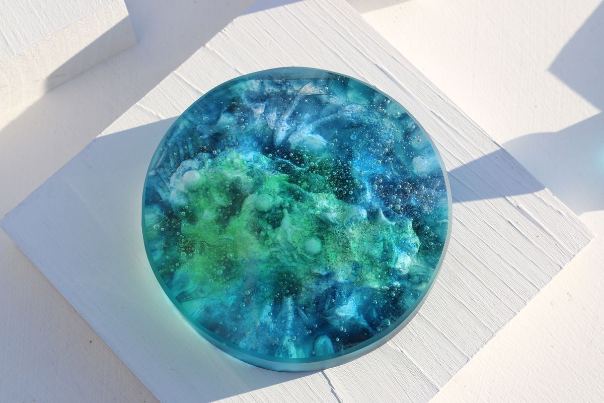 yukinas glass inblue